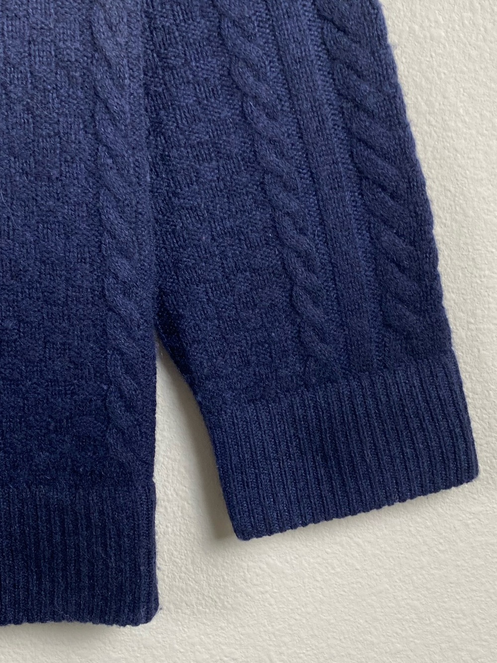 Raffi Cashmere Ombré/Gradient Multi Cable Knit Long Sleeve Crewneck Sweater - Picture 11 of 16